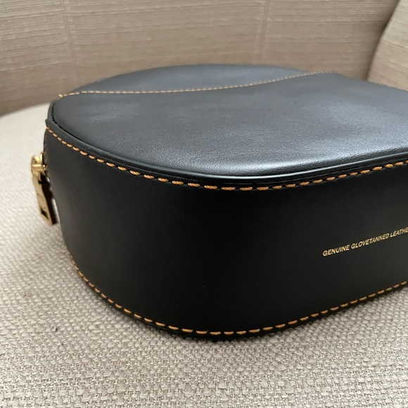 Coach Canteen Crossbody Bag in colour Black new without tags - Picture 9 of 15